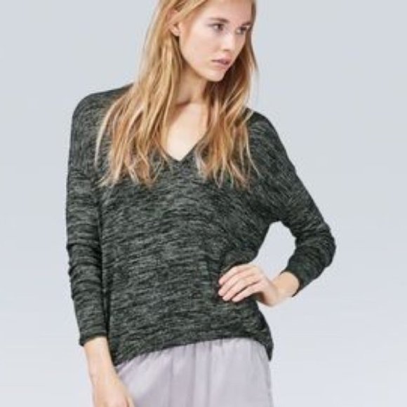 Aritzia Wilfred Free Devinette Long Sleeve Top